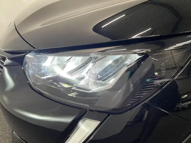 Peugeot e-208 EV Allure Pack 50 kWh 2021 Elektrisch 32