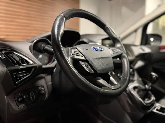 Ford C-MAX 1.0 Titanium CAMERA/NAVI/LED/CLIMA. 2016 Benzine 12