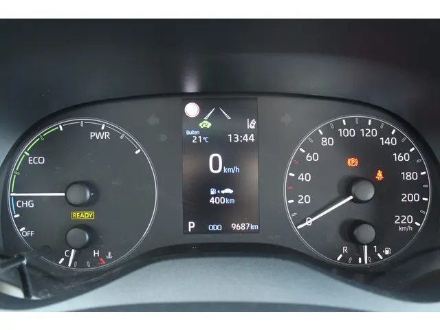 Toyota Yaris 1.5 Hybrid Active 2022 Hybride Benzine 16