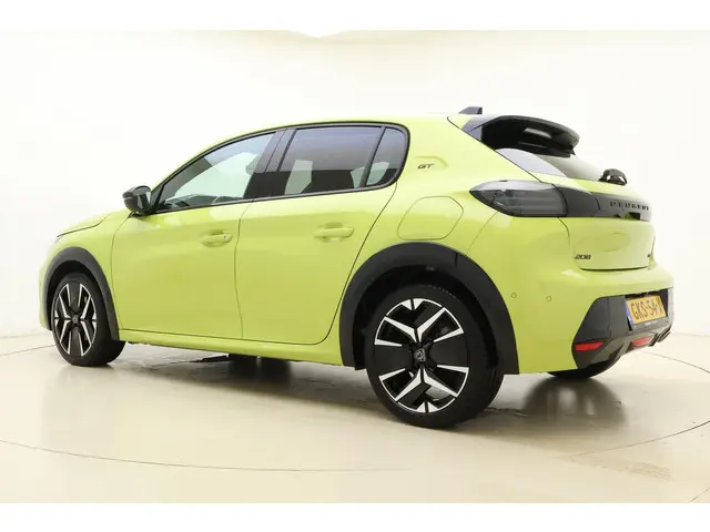 Peugeot 208 1.2 PureTech 100 GT 2024 Benzine 12