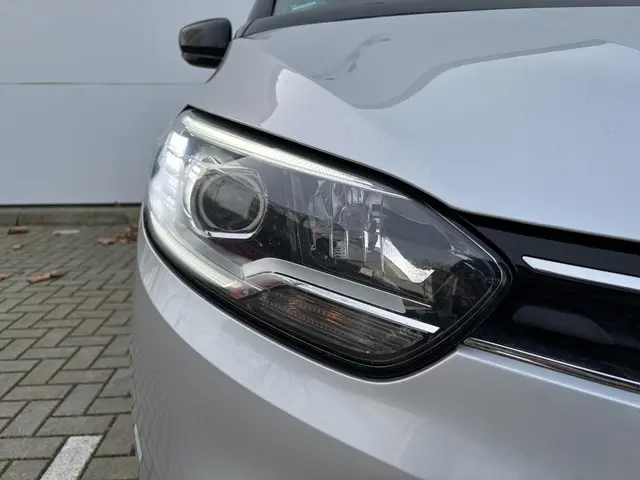 Renault Grand Scénic 1.3 TCe Bose 2019 Benzine 22
