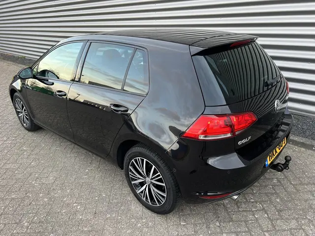 Volkswagen Golf 1.2 TSI Allstar Trekhaak ACC 2016 Benzine 3
