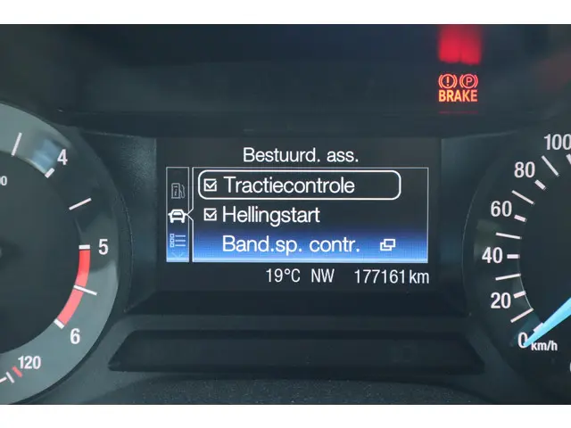 Ford Mondeo Wagon 2.0 TDCi Titanium 2015 Diesel 24