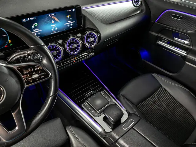 Mercedes-Benz EQA 250 67 kWh 2021 Elektrisch 13