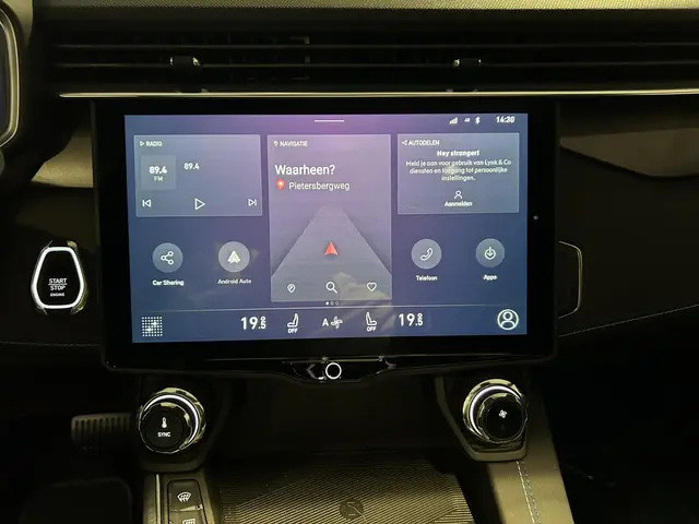 Lynk & Co 01 1.5 2024 Hybride Benzine 9