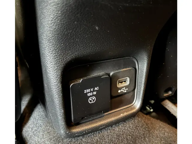 Jeep Compass 1.4 MultiAir Limited 4x4 2018 Benzine 16