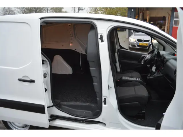 Citroën Berlingo 1.6 BlueHDI 75 Comfort 2017 Diesel 3