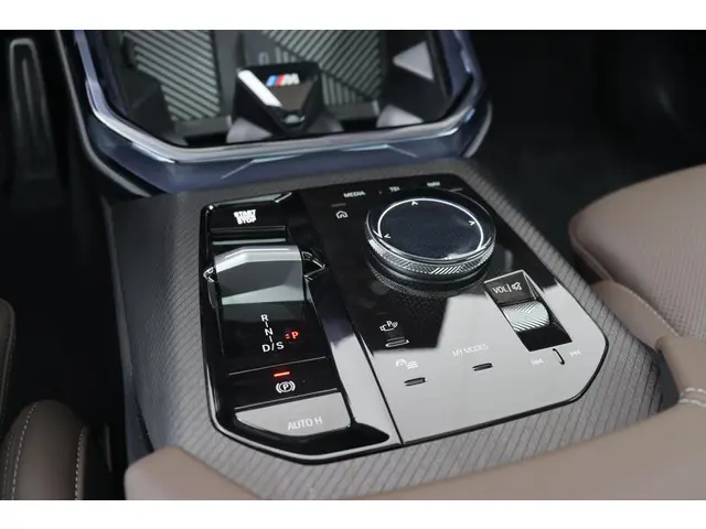 BMW X3 30e xDrive 2025 Hybride Benzine 28