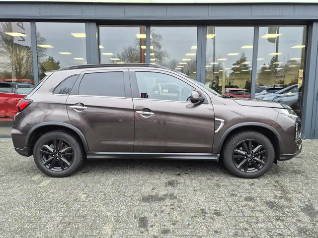 Mitsubishi ASX 2.0 Intense 2020 Benzine 18