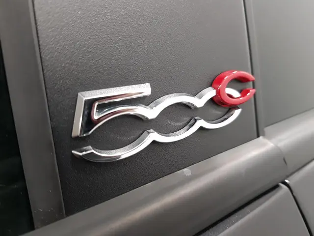Fiat 500C 1.0 Hybrid Lounge + 2020 Benzine 16