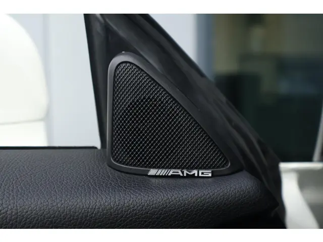 Mercedes-Benz SLK 200 2015 Benzine 33