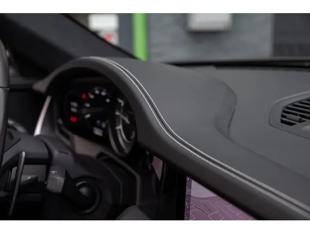 Porsche 911 3.8 Turbo 2021 Benzine 30