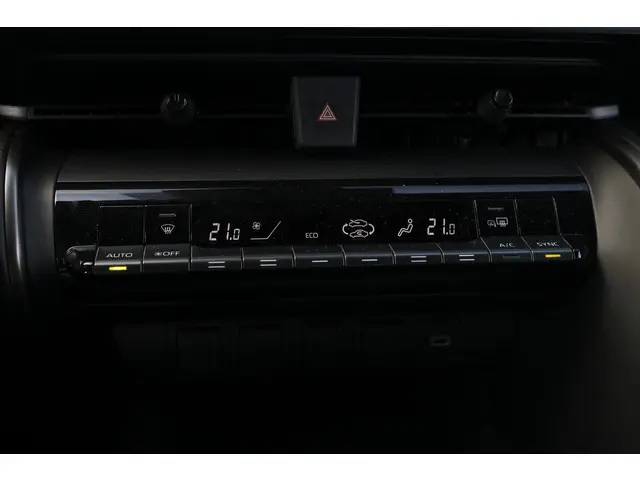 Toyota C-HR 1.8 Hybrid 140 Dynamic 2024 Hybride Benzine 20