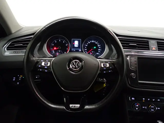 Volkswagen Tiguan 1.4 TSI 150pk R Line- 2017 Benzine 13