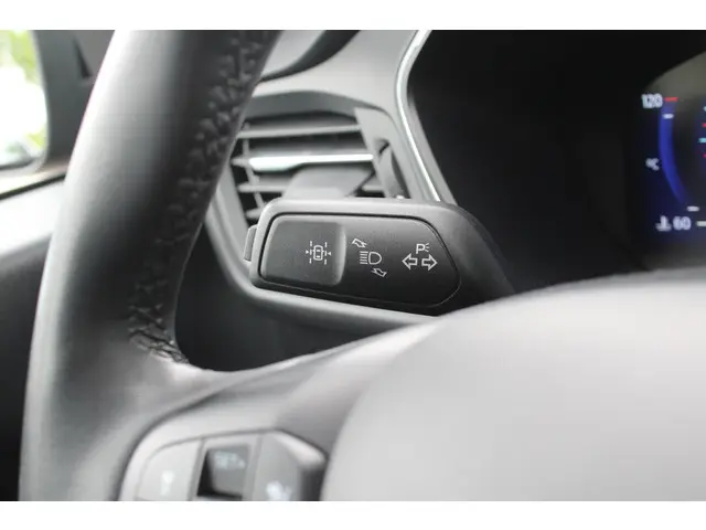 Ford Kuga 2.5 PHEV Titanium 2022 Hybride Benzine 23