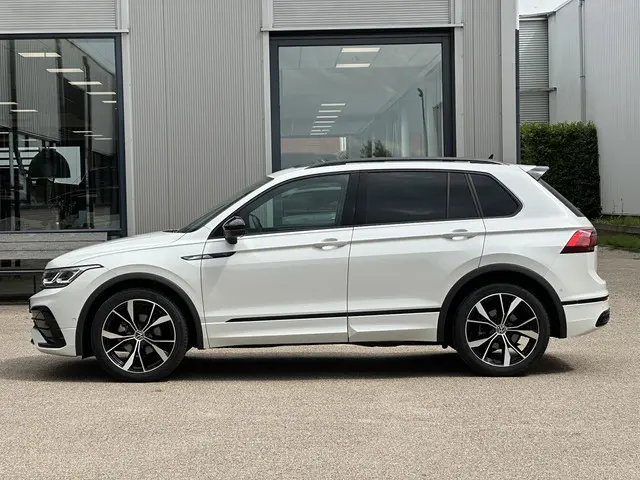 Volkswagen Tiguan 1.5 TSI R-Line 2023 Benzine 46