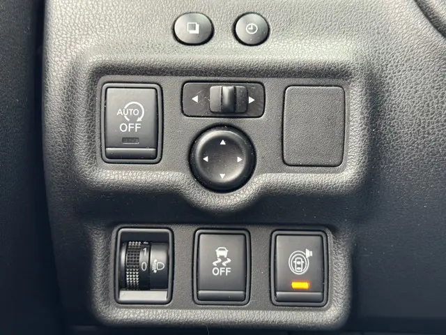 Nissan Note 1.2 DIG-S Tekna 2014 Benzine 25