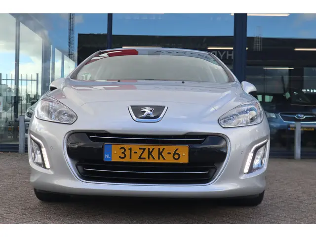 Peugeot 308 1.6 THP Sportium 2013 Benzine 11