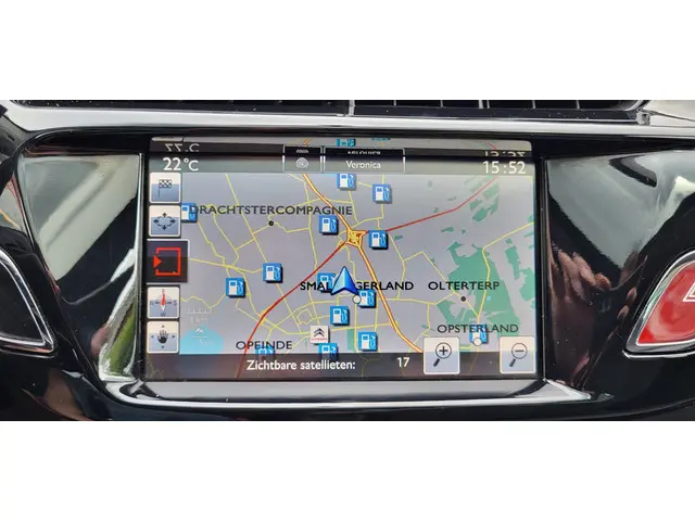 Citroën C3 1.2 PureTech Exclusive 2015 Benzine 18