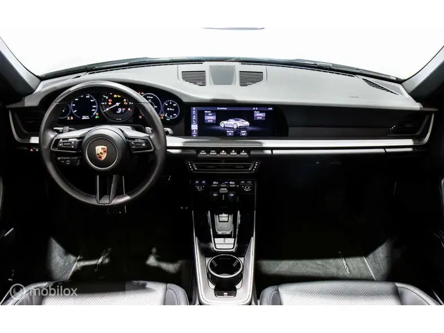 Porsche 911 Cabrio 3.0 Carrera 4 S 2019 Benzine 17