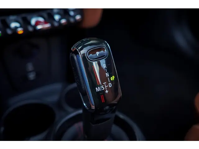 MINI Cooper S Cabrio Mini 2.0 Hammersmith 2021 Benzine 15