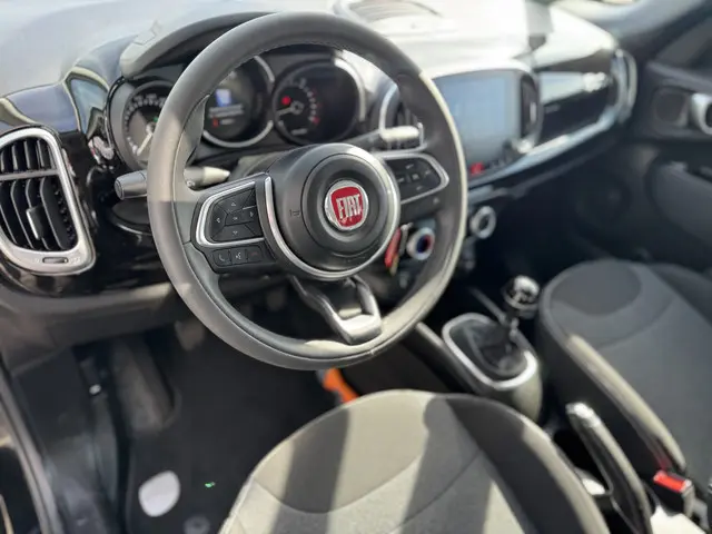 Fiat 500L 0.9 TwinAir CityCross 2019 Benzine 28