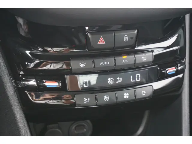 Peugeot 208 1.2 e-VTi Envy 2014 Benzine 12