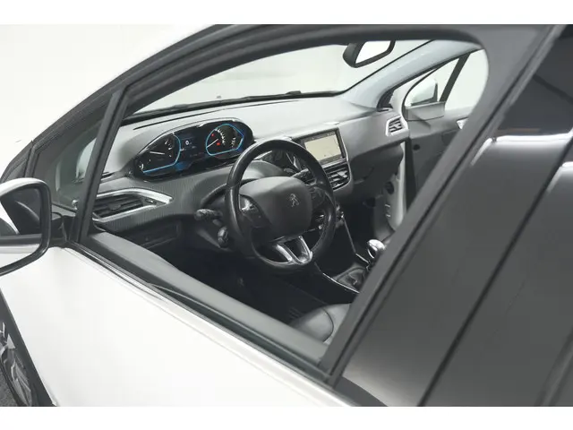 Peugeot 2008 2