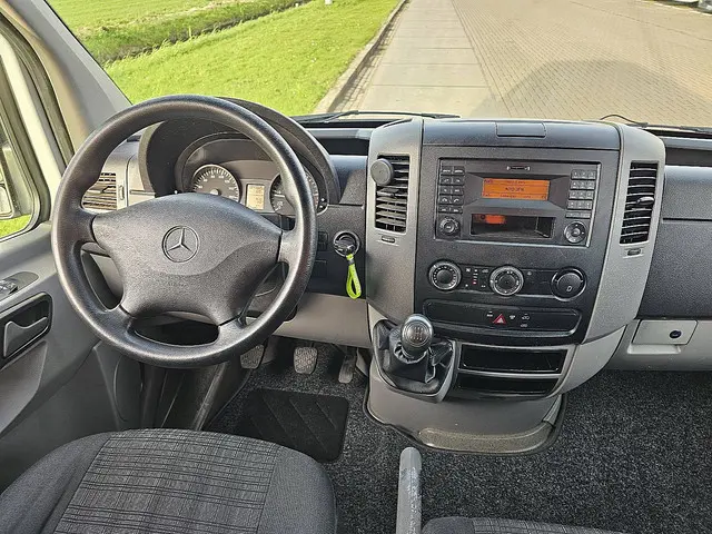 Mercedes-Benz Sprinter 210 2016 Diesel 8