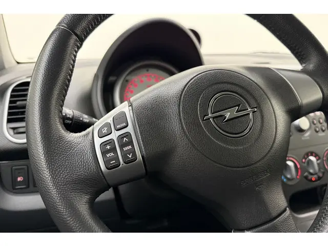 Opel Agila 1.2 Edition Automaat 2013 Benzine 17