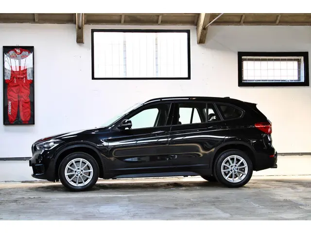 BMW X1 sDrive20i High Executive 2018 Benzine 2