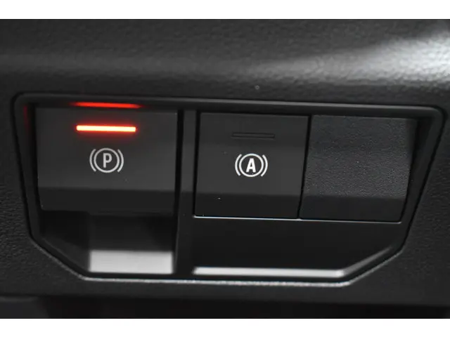 Renault Espace Iconic 2025 Hybride Benzine 25