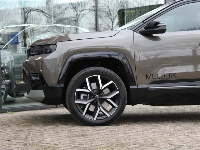 Jeep Compass First Edition 74 kWh 2026 Elektrisch 10
