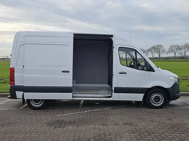 Mercedes-Benz Sprinter 314 2021 Diesel 12