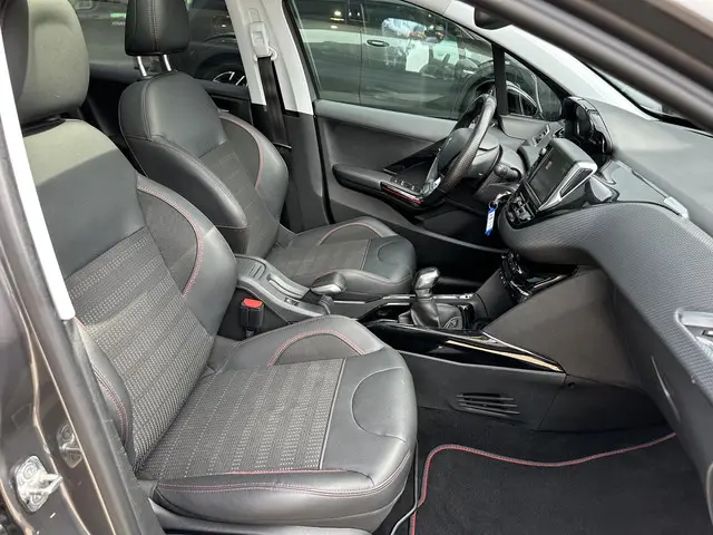 Peugeot 2008 1.2 PureTech GT-line 2018 Benzine 16