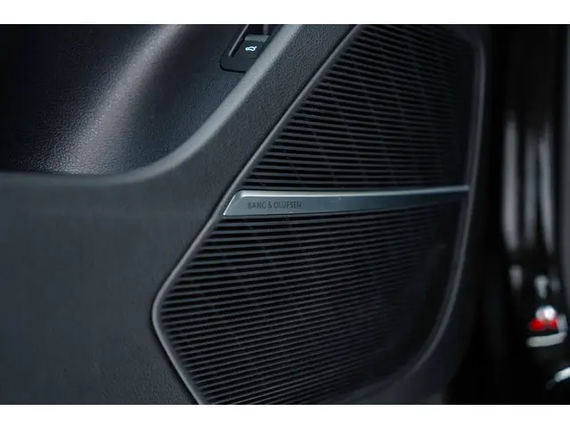Audi SQ8 4.0 TFSI SQ8 quattro 2021 Benzine 33