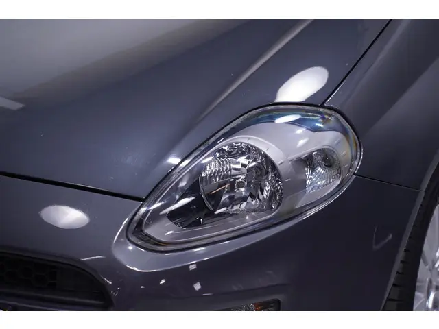 Fiat Punto Evo 1.2 Street 2015 Benzine 13