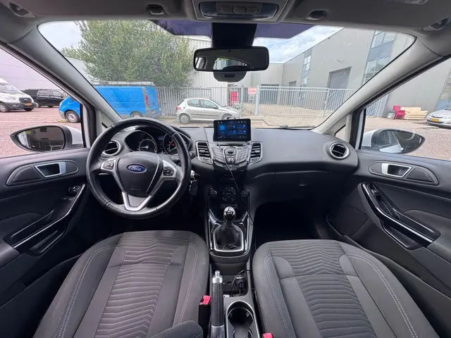 Ford Fiesta 1.0 EcoBoost Titanium 2012 Benzine 25