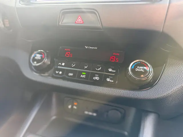 Kia Sportage 2.0 Super Pack 2013 Benzine 5