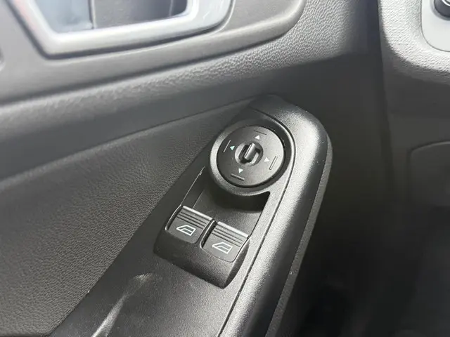 Ford Fiesta 1.0 EcoBoost Titanium 2017 Benzine 18