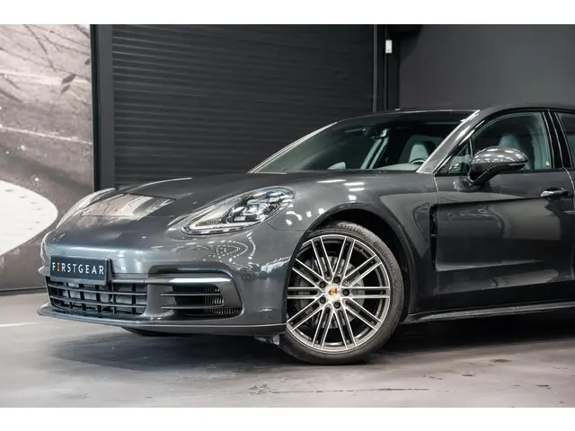 Porsche Panamera 3