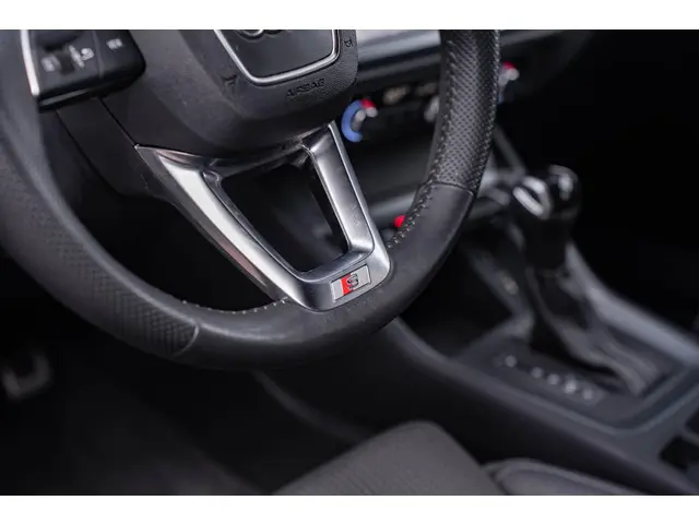 Audi Q3 40 TFSI quattro S Line Pro Line S 2019 Benzine 25