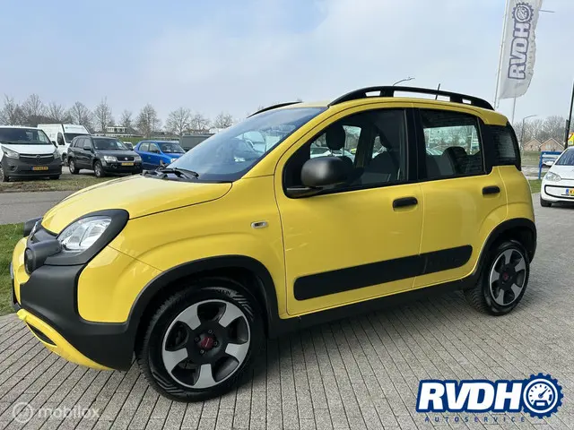 Fiat Panda 1.0 Hybrid City Cross 2020 Benzine 8
