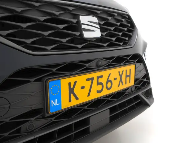 SEAT Ateca 1.5 TSI FR Business Intense 2021 Benzine 31