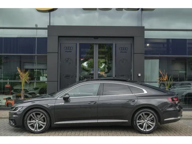 Volkswagen Arteon 1.5 TSI R-line 150pk 2018 Benzine 5
