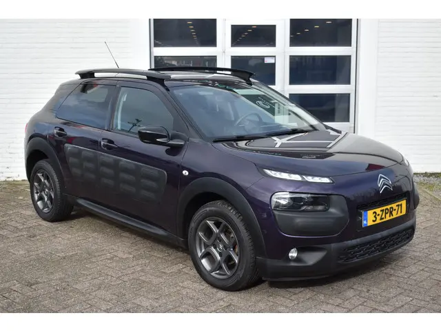 Citroën C4 Cactus PureTech 110 Shine 2015 Benzine 10