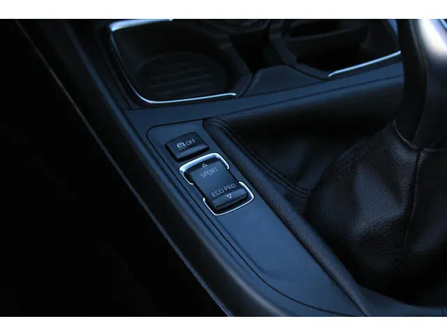 BMW 2 Serie Cabrio 220i 2015 Benzine 22