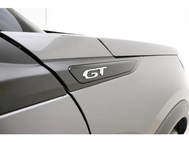 Peugeot 2008 1.2 PureTech GT 2022 Benzine 16