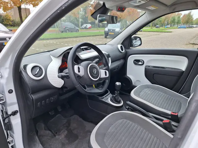 Renault Twingo 1.0 SCe Collection 2021 Benzine 10