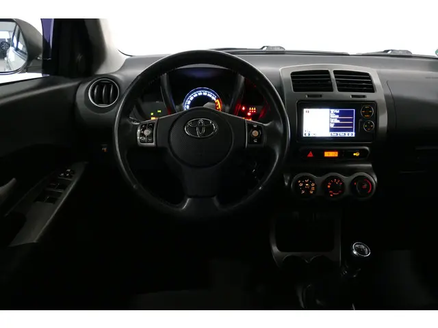 Toyota Urban Cruiser 1.3 VVT-i Comfort 2012 Benzine 19
